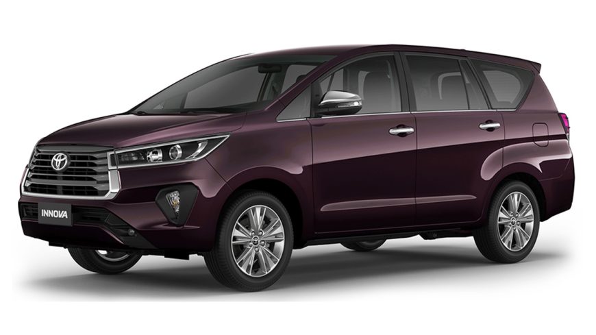 Toyota Innova — просторный и комфортный трансфер по Таиланду | Bangkok Taxi 24